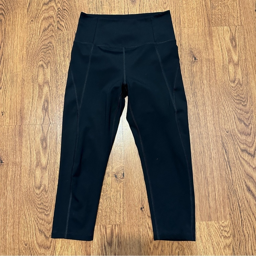girlfriend collective black cropped leggings size small